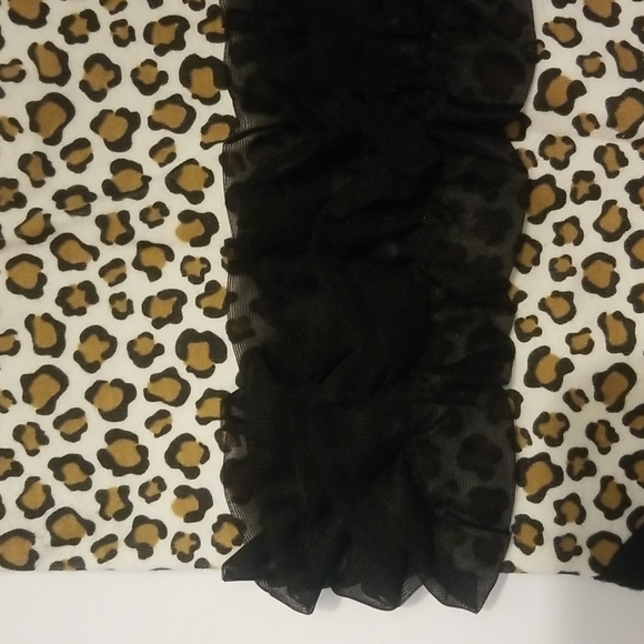 KYLE & DEENA leopard ruffled onesie 3-6m - Picture 6 of 7